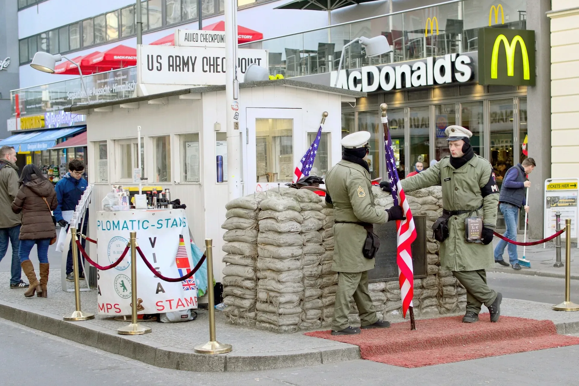 Checkpoint Charlie, Berlín